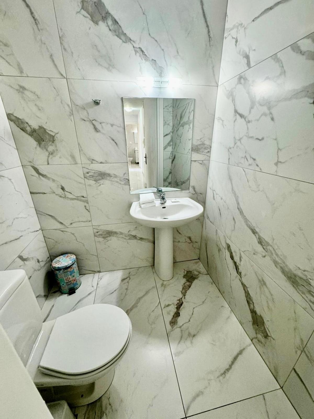 Blue Note Resort & Club Афины Экстерьер фото